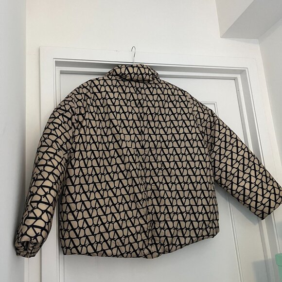 NWT Valentino Iconographe Jacket Logo Print Allover Down-filled Stand Collar - Picture 16 of 16